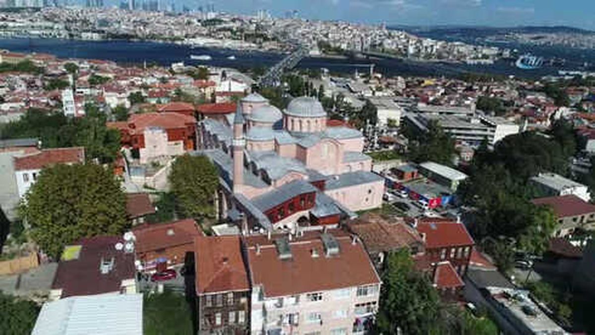 Molla Zeyrek Cami'nin Restorasyonu Bitti Sıra Çevresinde