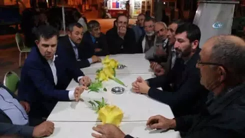 Akçalar ve Fadıllı'daki Gençlerin Kavgasında Milletvekili Mustafa Esgin Devrede Akçalar ve Fadıllı'daki Gençlerin Kavgasında Milletvekili Mustafa Esgin Devrede