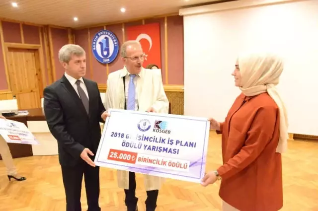 Bartın Üniversitesi 2018-2019 Akademik Yıl Açılışı Gerçekleştirildi Bartın Üniversitesi 2018-2019 Akademik Yıl Açılışı Gerçekleştirildi