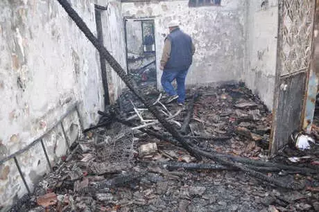 İki Kardeşin Öldüğü Yangınla İlgili Davada Yine Beraat Kararı İki Kardeşin Öldüğü Yangınla İlgili Davada Yine Beraat Kararı
