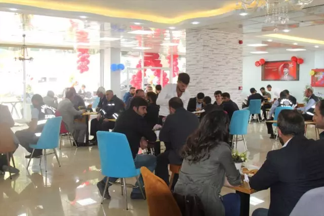 Kaymakam Solak, İş Yeri Açılışına Katıldı