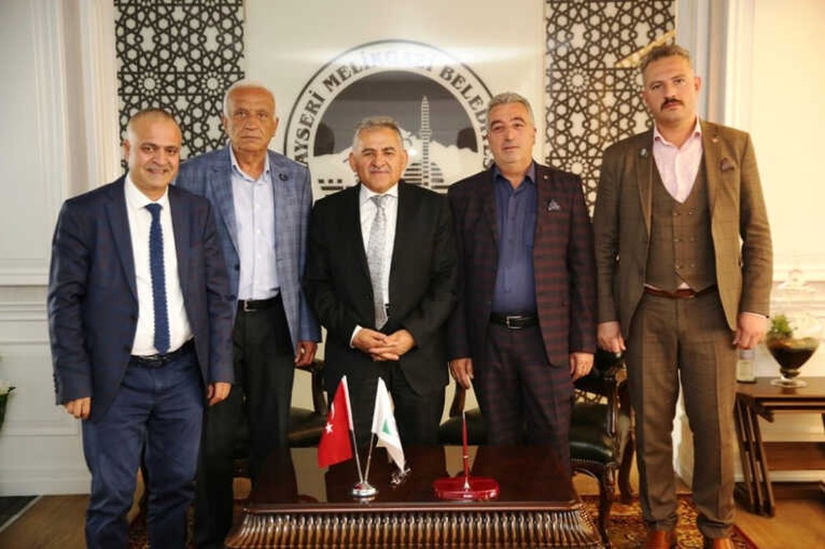 Tekstilkent Sanayici ve İşadamları Derneği Başkan Memduh Büyükkılıç'ı Ziyaret Etti