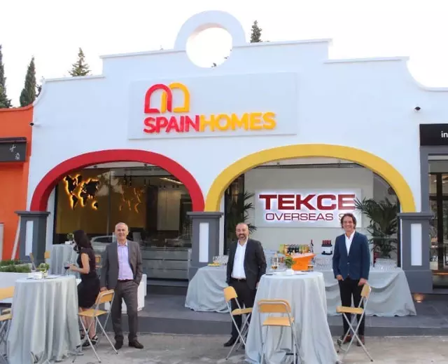 Antalyali Emlak Sirketi Ispanya Ya Ofis Acti Antalya