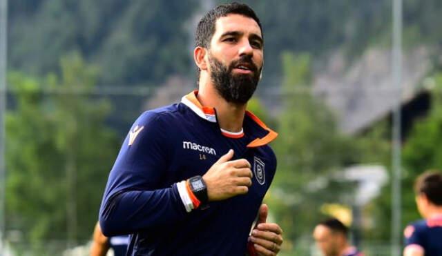 Arda Turan, Şarkıcı Berkay'ın Burnunu Kırdı
