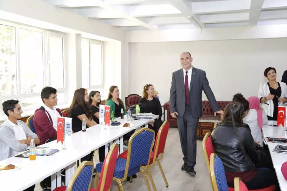 Meslek Liseli Gençlere Girişimcilik Eğitimi