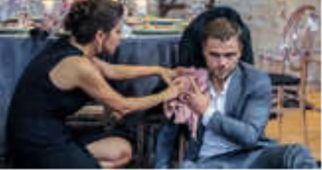 Söz Dizisinin Oyuncusu Deniz Baysal ve Şarkıcı Barış Yurtçu, Gelecek Yaz Evleniyor