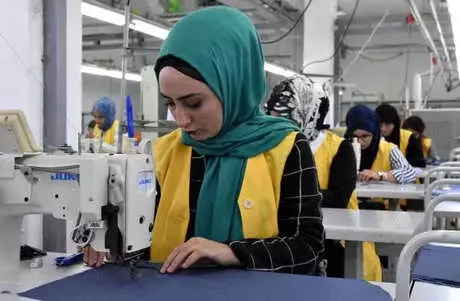 Van'a 7 Milyon Lira Yatırımla Gömlek Fabrikası Açıldı