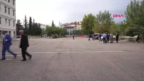 Adıyaman Şehit Polis Fethi Sekin'in İsmi Halı Sahaya Verildi Adıyaman Şehit Polis Fethi Sekin'in İsmi Halı Sahaya Verildi