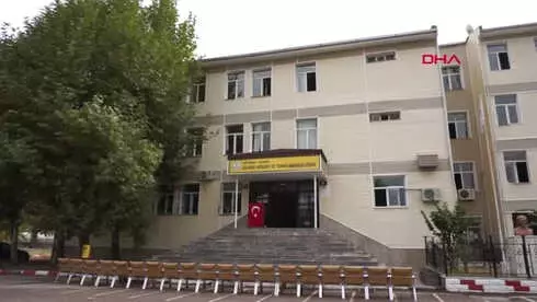 Adıyaman Şehit Polis Fethi Sekin'in İsmi Halı Sahaya Verildi Adıyaman Şehit Polis Fethi Sekin'in İsmi Halı Sahaya Verildi