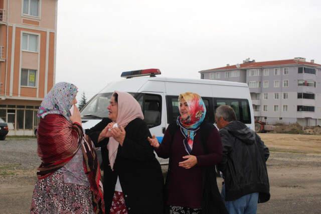 Annelerini Sokak Ortasında Kanlar İçinde Bulan Çocuklar Sinir Krizi Geçirdi