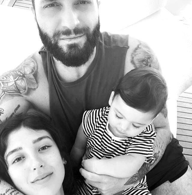 Berkay'ın Eşi Özlem Ada Şahin'den, Yeni Açıklama: Arda Kafa Attı, Eşimin Burnunda 15 Kırık Var