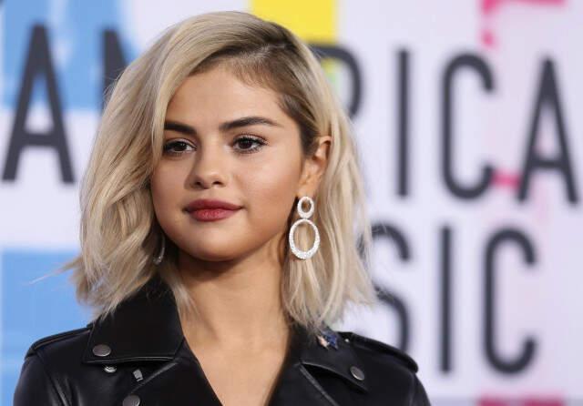 Eski Sevgilisi Justin Bieber'ın Evlilik Kararının Ardından Ruhsal Çöküntü Yaşayan Selena Gomez, Hastaneye Kaldırıldı