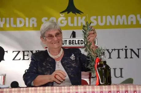 Prof. Dr. Karatay: Beton Dikmeyin; Zeytin Ağacı Dikin