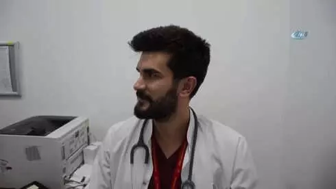 Tek Yumurta İkizi Doktorlar 26 Yıldır Hiç Ayrılmadılar Tek Yumurta İkizi Doktorlar 26 Yıldır Hiç Ayrılmadılar