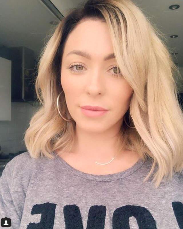 Ünlü Oyuncu Natasha Hamilton Trende Tacize Uğradı: Nefesini Omzumda Hisettim