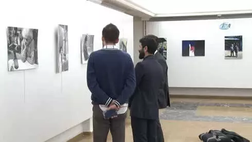 1+1 Halet ile Nail' Fotoğraf Sergisi Ziyaretçilere Kapılarını Açtı 1+1 Halet ile Nail' Fotoğraf Sergisi Ziyaretçilere Kapılarını Açtı