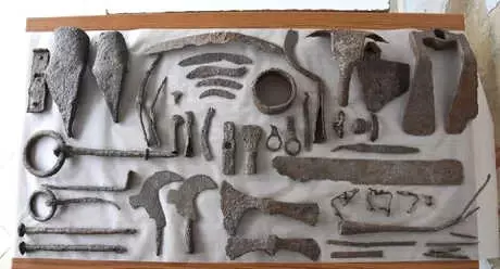 Alexandria Troas'ta, Tarım Aletleri Dolu 1500 Yıllık Küp Bulundu