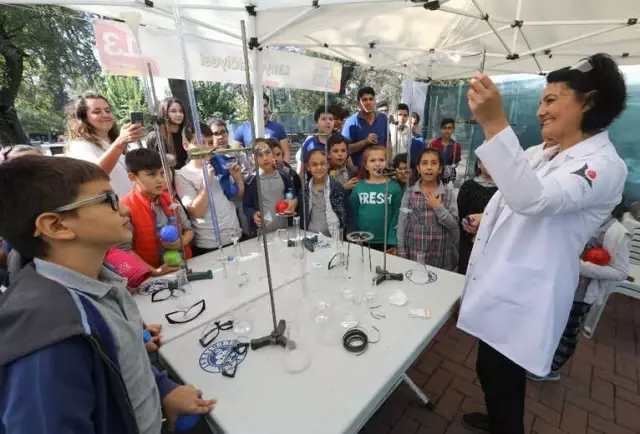 Bilimin Kalbi Buca'da Atıyor