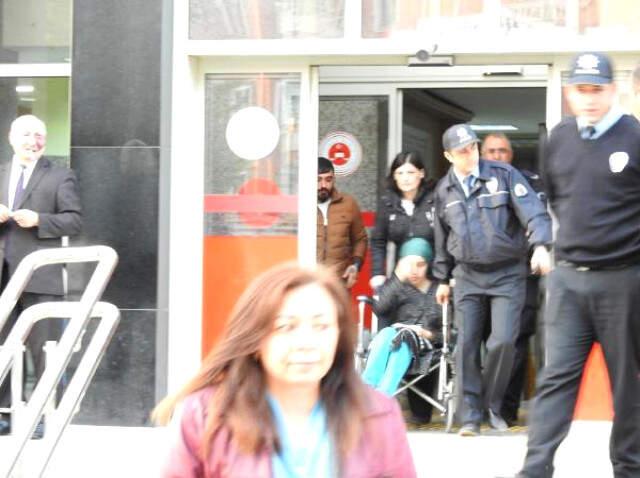 Doğurduğu Bebeği 5'inci Kattan Atan Anne Hakim Karşısında