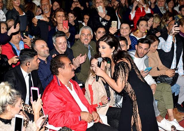 İbrahim Tatlıses, Sibel Can'ın Konserinde Gözyaşlarına Hakim Olamadı