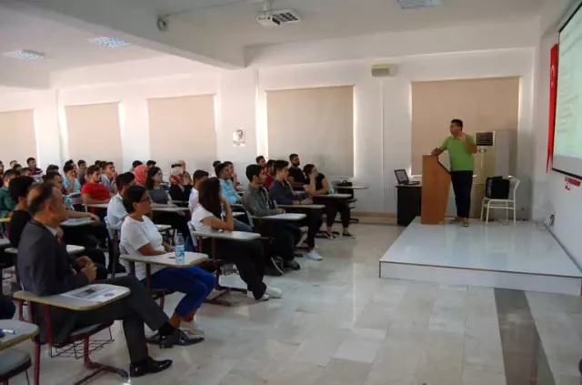 Kumluca'da Tarımsal Üretim ve Gübrelerle İlgili Seminer Düzenlendi