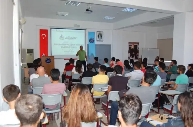 Kumluca'da Tarımsal Üretim ve Gübrelerle İlgili Seminer Düzenlendi Kumluca'da Tarımsal Üretim ve Gübrelerle İlgili Seminer Düzenlendi