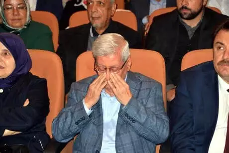 Özün Sözü Rasim Özdenören' Belgeselinin Galası Yapıldı Özün Sözü Rasim Özdenören' Belgeselinin Galası Yapıldı