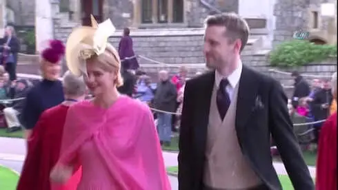 Prenses Eugenie Törenle Dünya Evine Girdi- Yılın İkinci Kraliyet Düğünü Windsor'da Gerçekleşti Prenses Eugenie Törenle Dünya Evine Girdi- Yılın İkinci Kraliyet Düğünü Windsor'da Gerçekleşti