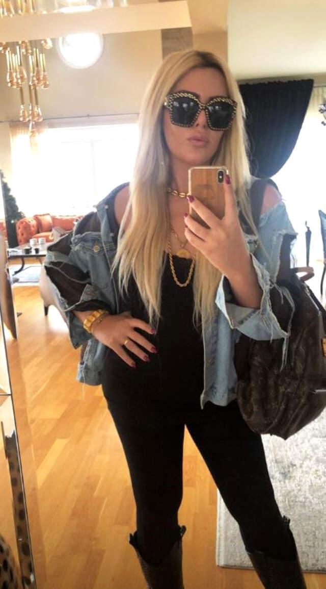Selin Ciğerci Kendisini Shakira'ya Benzetti: Bu Ne Güzellik!