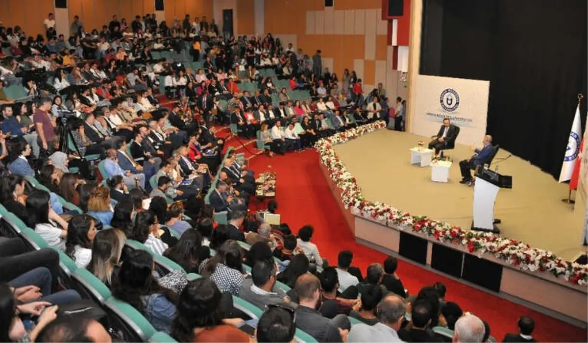 Siyasal İletişimin Duayenleri Adü'de Buluştu