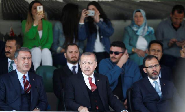 Son Dakika! Cumhurbaşkanı Erdoğan: Fırat'ın Doğusundaki Terör Yuvalarını Darmadağın Edeceğiz!