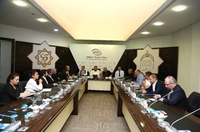 ATO Başkanı Baran: 'Enflasyonla Mücadele Sürecinde Uygulamalardan Kaynaklanan Mağduriyetlerin... ATO Başkanı Baran: 'Enflasyonla Mücadele Sürecinde Uygulamalardan Kaynaklanan Mağduriyetlerin...