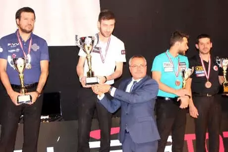 Batman'da Bilardo Şampiyonası'na 600 Sporcu Katıldı