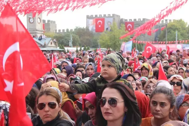 Cumhurbaşkanı Erdoğan: 'Finans Kesimleri Kasalarla İlgili Çalışmalarınıza Dikkat Edin' Cumhurbaşkanı Erdoğan: 'Finans Kesimleri Kasalarla İlgili Çalışmalarınıza Dikkat Edin'