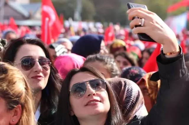 Cumhurbaşkanı Erdoğan: 'Finans Kesimleri Kasalarla İlgili Çalışmalarınıza Dikkat Edin' Cumhurbaşkanı Erdoğan: 'Finans Kesimleri Kasalarla İlgili Çalışmalarınıza Dikkat Edin'
