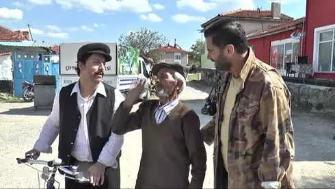 Kral Midas'ın Hazinesi Setinde Kahkaha Tufanı Kral Midas'ın Hazinesi Setinde Kahkaha Tufanı
