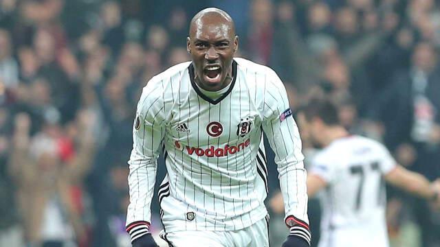 Beşiktaş'ın Kanadalı Oyuncusu Atiba Hutchinson: Futbolu Beşiktaş'ta Bırakmak İstiyorum