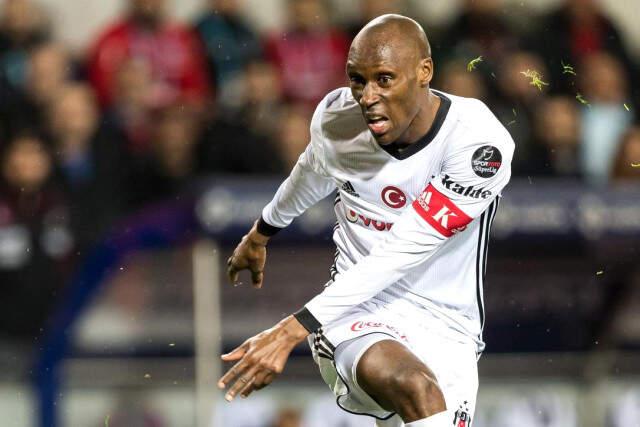Beşiktaş'ın Kanadalı Oyuncusu Atiba Hutchinson: Futbolu Beşiktaş'ta Bırakmak İstiyorum