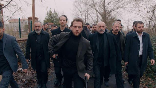 Geçtiğimiz Yıl Söz'de Oynayan Avatar Atakan, Reyting Rekortmeni Dizi Çukur'un Kadrosuna Katıldı