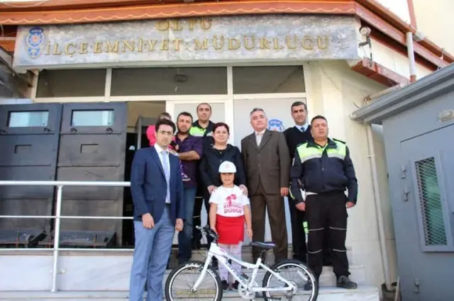 Kırmızı Düdük