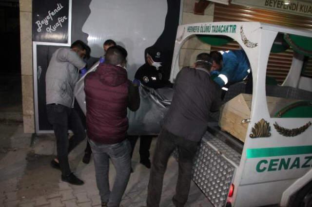 Mühürlenen Kumarhanede Başından Vurulmuş Erkek Cesedi Bulundu
