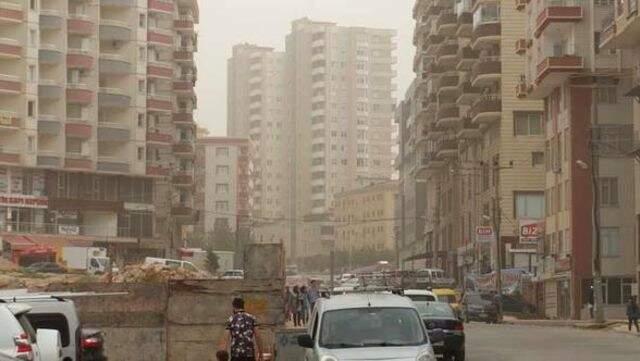 Suriye'den Gelen Toz Bulutu, Türkiye'yi Etkisi Altına Aldı