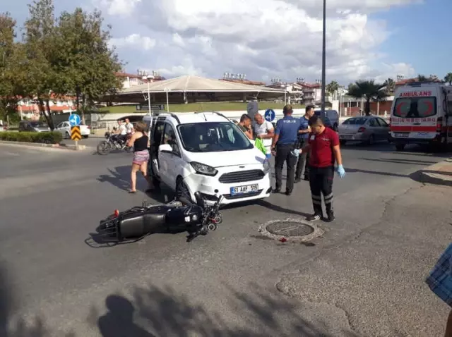 Ticari Araç, Motosiklete Çarptı: 1 Yaralı