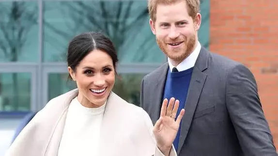 Hamile Olduğu Duyurulan Kraliyet Gelini Meghan Markle kimdir? Kaç Yaşındadır? Hamile Olduğu Duyurulan Kraliyet Gelini Meghan Markle kimdir? Kaç Yaşındadır?