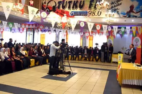 Hdp Eş Genel Başkan Temelli: İmralı'ya Selam Olsun Hdp Eş Genel Başkan Temelli: İmralı'ya Selam Olsun