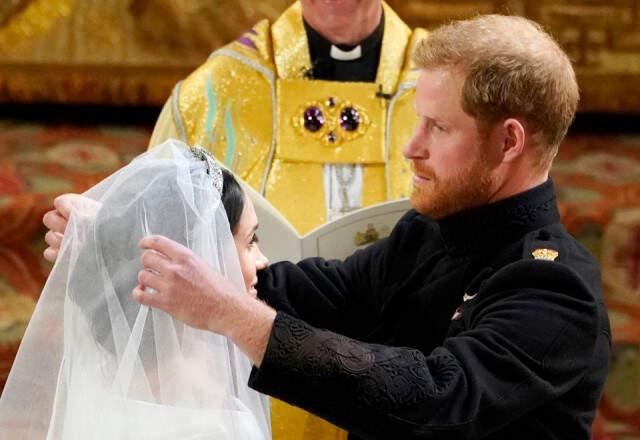 İngiliz Kraliyet Gelini Meghan Markle Hamile!