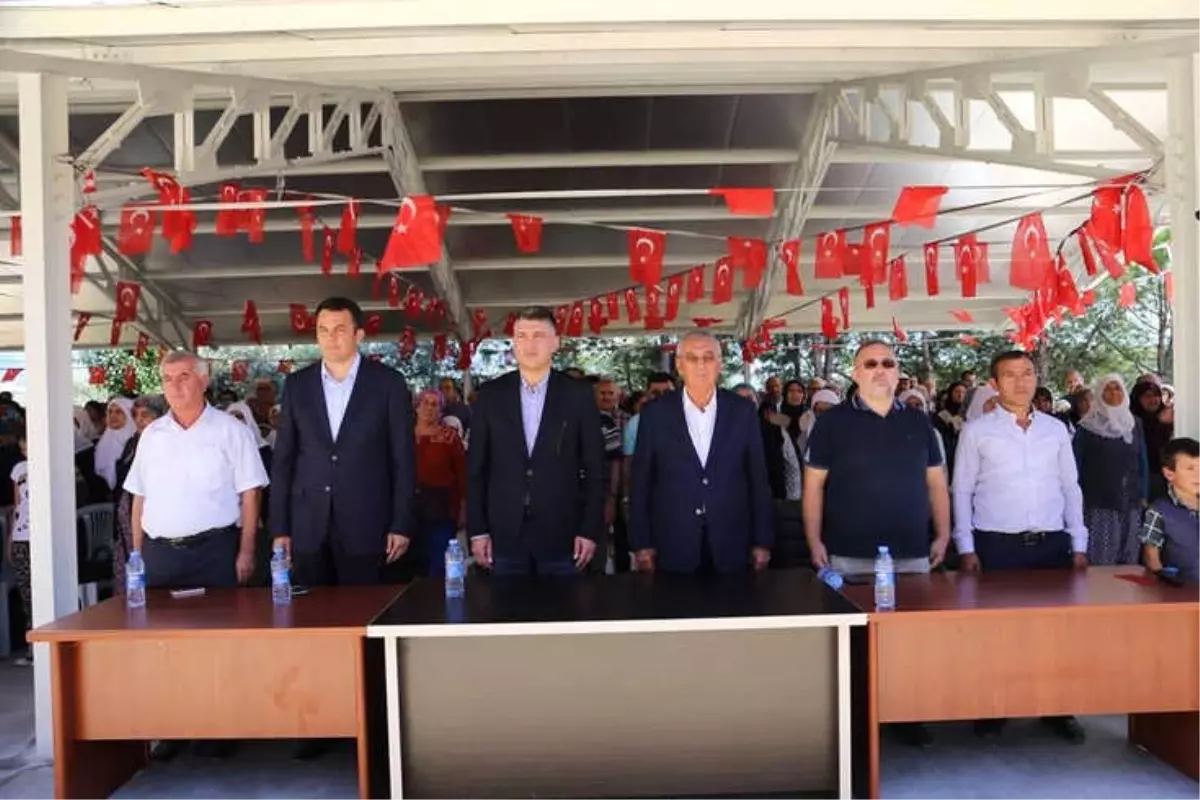 Kaş'ta 'Bal' Gibi Şenlik