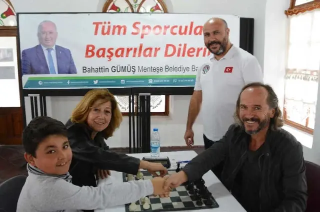 Menteşe'de Cumhuriyet Bayramı Satranç Turnuvası Menteşe'de Cumhuriyet Bayramı Satranç Turnuvası