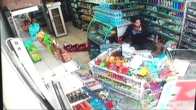 Otomobil Kullanmayı Öğrenen Genç Kız Markete Daldı! Dehşet Anları Kamerada
