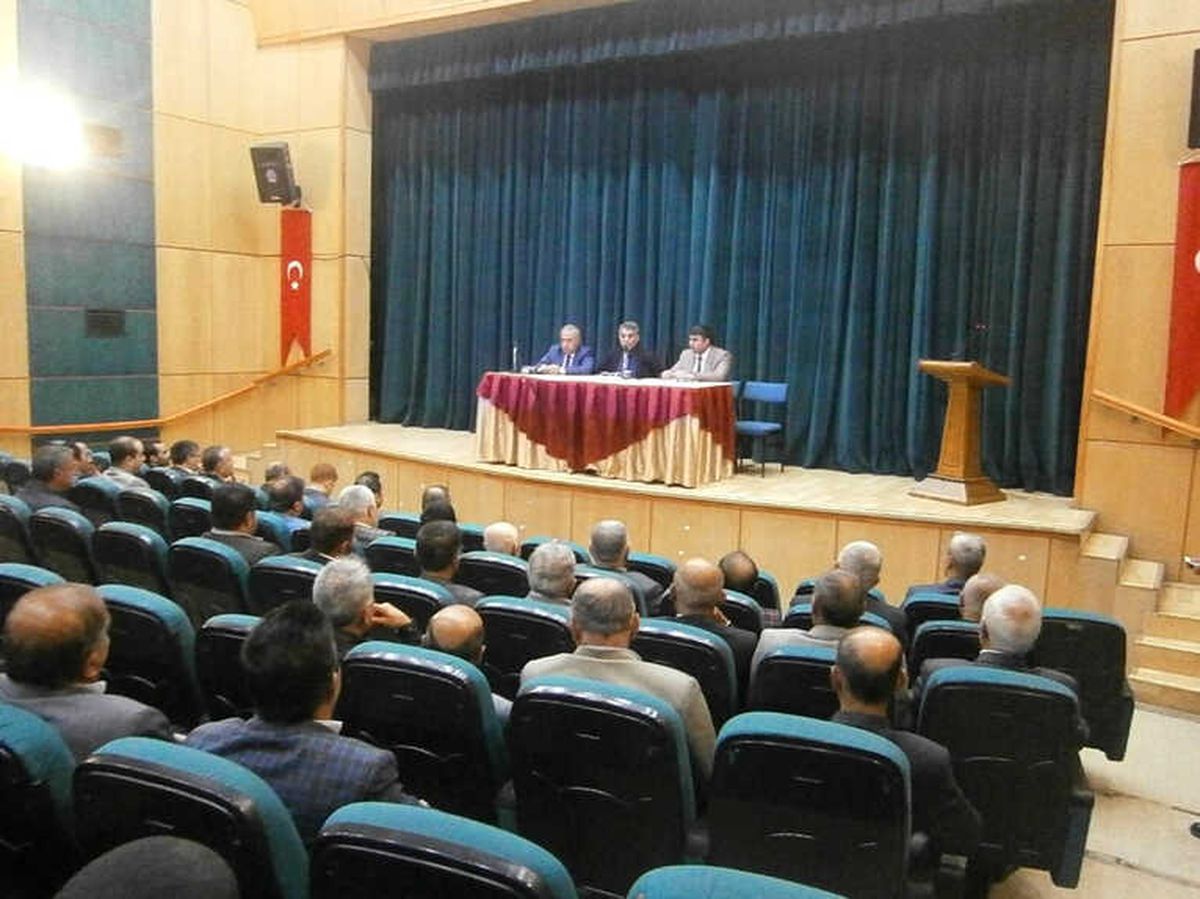 Tatvan'da 'Muhtarlar' Toplantısı